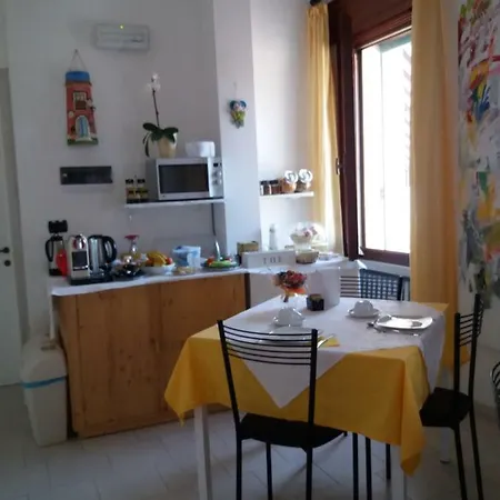 Ca Novecento Bed & Breakfast