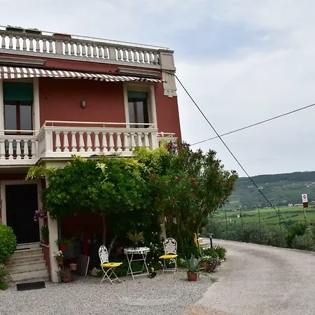 Ca Novecento Bed & Breakfast *
